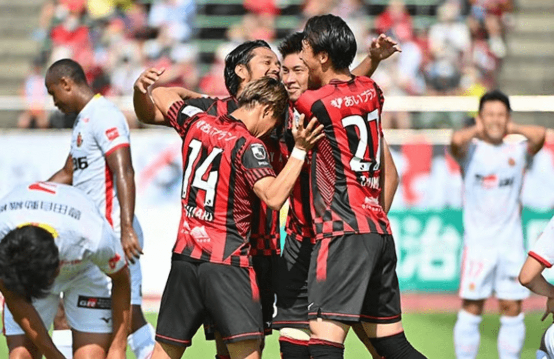 赛班特表现出色，助球队取得关键胜利