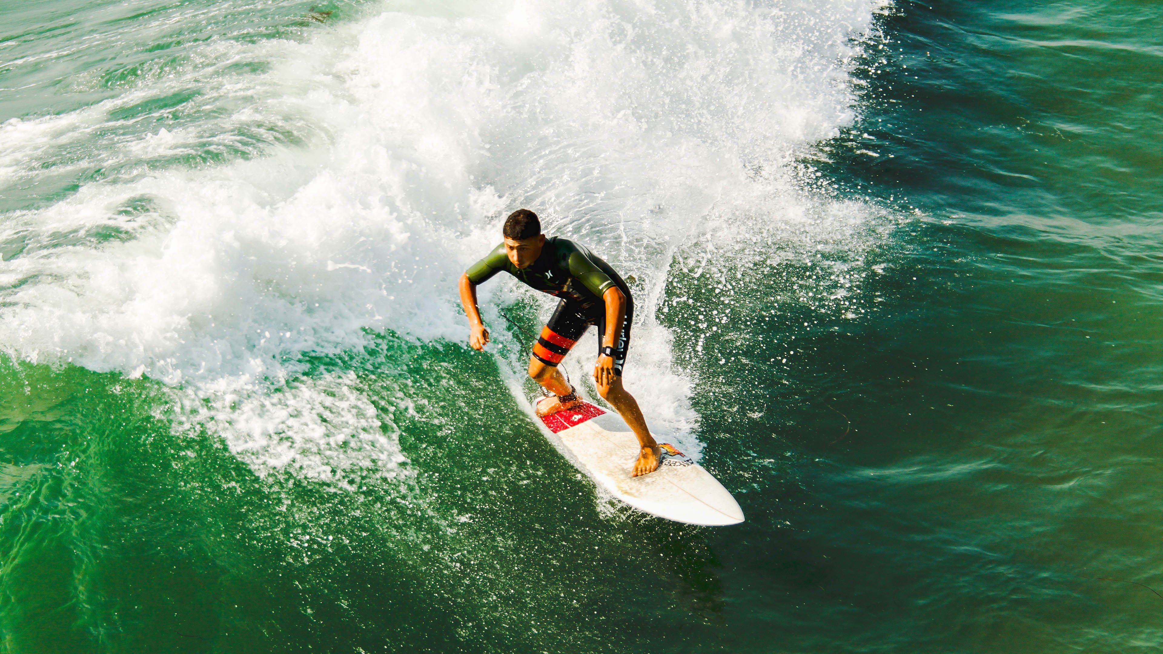 萨内关键回合不手软，加拿大终结拉齐奥，一场跨越足球与冰球的终结者对话